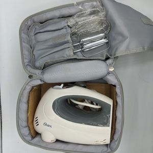 Oster Hand Mixer With Storage Case